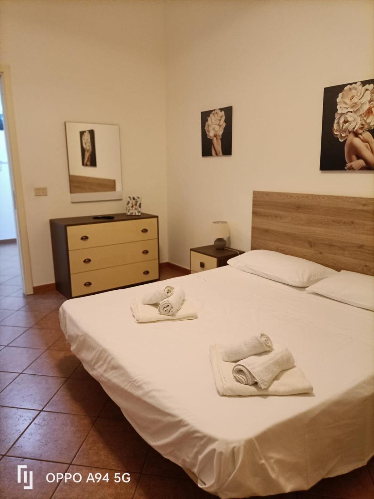 Casa Vita In Centro Balestrate Luaran gambar